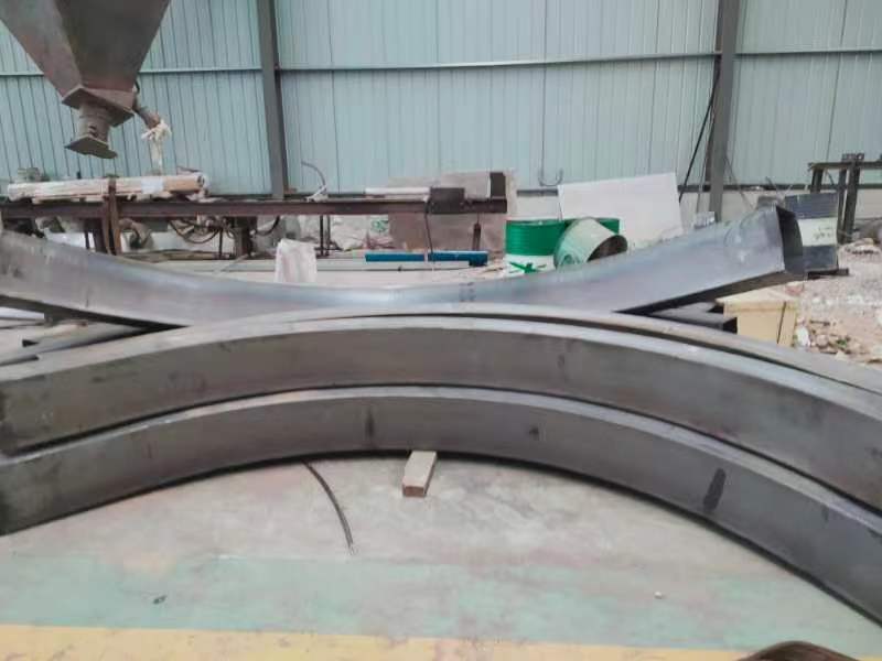 濟(jì)寧金屬拉彎廠(chǎng)